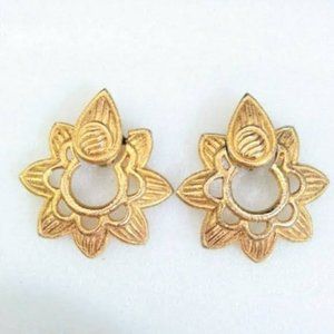 Givenchy Vintage 80'S gold flower door knocker clip-on earrings RARE! 2.25”